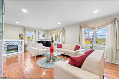 1553 Alps Rd, Wayne, NJ 07470 - Photo 15
