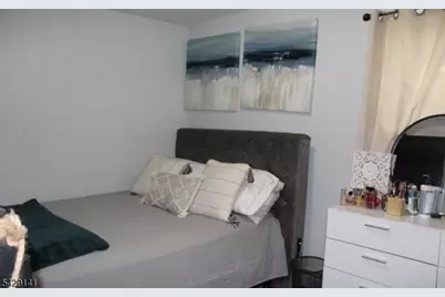 966 E 24th St, Paterson, NJ 07513 - Photo 9