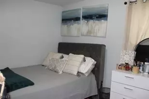 966 E 24th St, Paterson, NJ 07513 - Photo 9