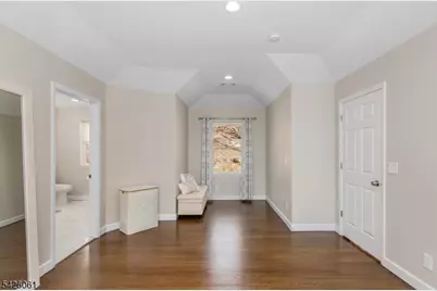 15 Malcolm Pl, Mahwah, NJ 07430 - Photo 21