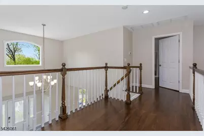 15 Malcolm Pl, Mahwah, NJ 07430 - Photo 17