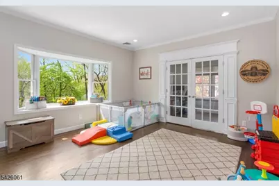 15 Malcolm Pl, Mahwah, NJ 07430 - Photo 11