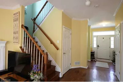10 Queens Ln, Wayne, NJ 07470 - Photo 3