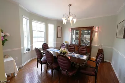 10 Queens Ln, Wayne, NJ 07470 - Photo 23