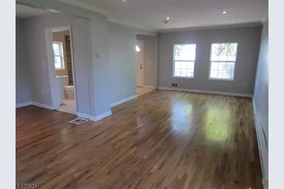 279 Oregon St, Union Township, NJ 07088 - Photo 11