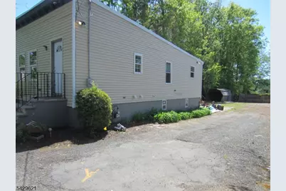 279 Oregon St, Union Township, NJ 07088 - Photo 5