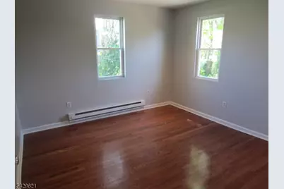 279 Oregon St, Union Township, NJ 07088 - Photo 19