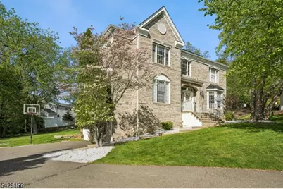 6 Diane Ct, Wayne, NJ 07470 - Photo 1