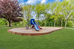 527 Andria Ave, Hillsborough Township, NJ 08844 - Photo 25