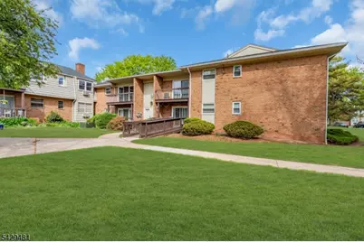 527 Andria Ave #223, Hillsborough Township, NJ 08844 - Photo 3