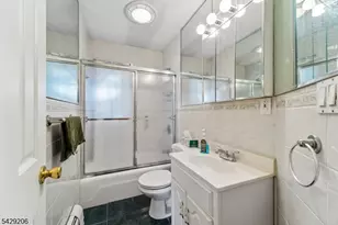 86 Timberline Dr, Wayne Twp., NJ 07470 - Photo 17