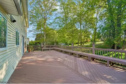 86 Timberline Dr, Wayne Twp., NJ 07470 - Photo 29