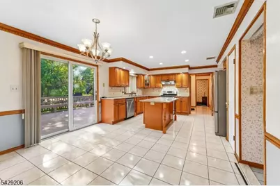 86 Timberline Dr, Wayne Twp., NJ 07470 - Photo 11