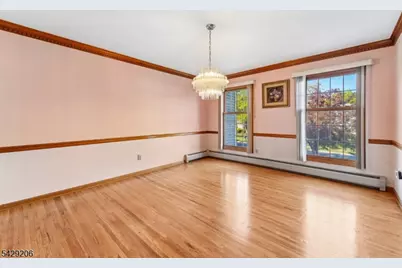 86 Timberline Dr, Wayne Twp., NJ 07470 - Photo 7