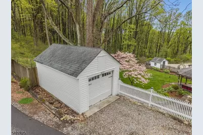 499 Shire Rd, Holland Township, NJ 08848 - Photo 9