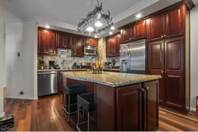 7002 Kennedy Blvd, Guttenberg, NJ 07093 - Photo 3