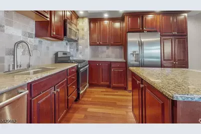 7002 Kennedy Blvd, Guttenberg, NJ 07093 - Photo 7