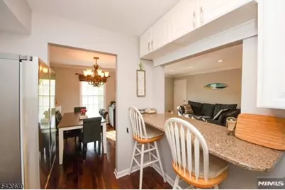 11 S Maple #B, Park Ridge, NJ 07656 - Photo 5