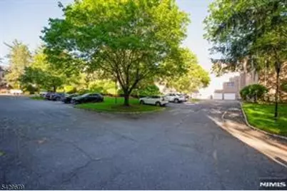 11 S Maple #B, Park Ridge, NJ 07656 - Photo 15