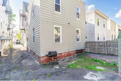 200 Munn Ave, Irvington, NJ 07111 - Photo 23
