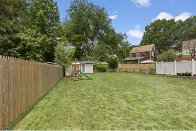 571 Orchard St, Rahway, NJ 07065 - Photo 25