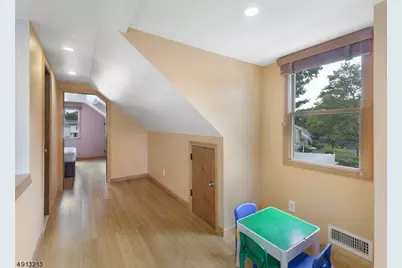 571 Orchard St, Rahway, NJ 07065 - Photo 15