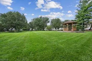 50 Pine Street 7, Montclair, NJ 07042 - Photo 25
