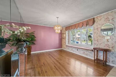 43 Elm Hill Rd, Clifton, NJ 07013 - Photo 3