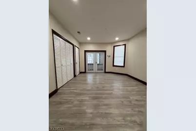 811 S 13th St, Newark, NJ 07108 - Photo 5