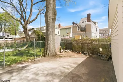 530 Norwood St, East Orange, NJ 07018 - Photo 5