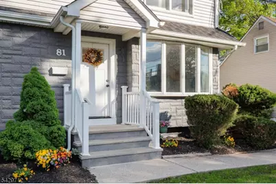 81 Hutchinson St, Clark Township, NJ 07066 - Photo 3