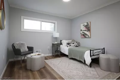 81 Hutchinson St, Clark Township, NJ 07066 - Photo 19