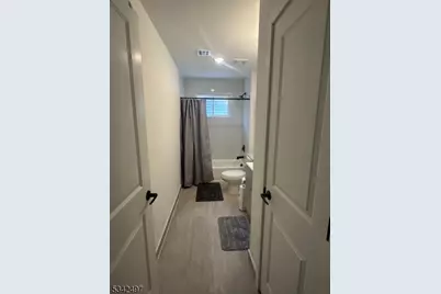 754 Seaport Dr #B, Elizabeth, NJ 07201 - Photo 3