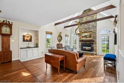 4 Flintlock Rd, Readington, NJ 08822 - Photo 9