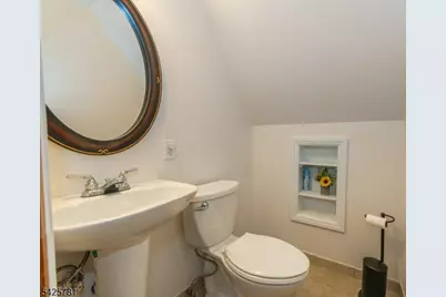 372 E Shore Trl, Sparta Township, NJ 07871 - Photo 19