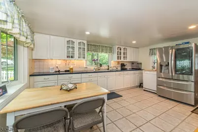 372 E Shore Trl, Sparta Township, NJ 07871 - Photo 3
