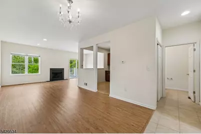 26 Decroce Ct #26, Parsippany, NJ 07054 - Photo 9