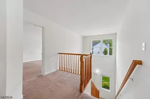 26 DeCroce Ct, Parsippany, NJ 07054 - Photo 17