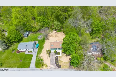 8 Andrea Dr, Vernon, NJ 07462 - Photo 27