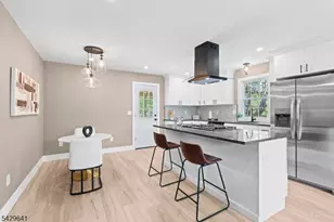 8 Andrea Dr, Vernon, NJ 07462 - Photo 5