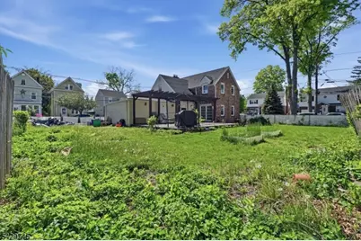 2 Lloyd Pl, Belleville, NJ 07109 - Photo 33