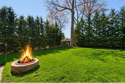 68 Doris Way, Clark Township, NJ 07066 - Photo 31