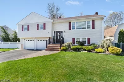 68 Doris Way, Clark Township, NJ 07066 - Photo 3
