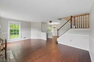 601 Lindsley Ct, Burlington Twp., NJ 08016 - Photo 3
