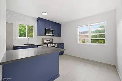 59 Bernards Ave Unit #B, Bernardsville, NJ 07924 - Photo 7