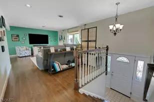 10 Ronald Terrace, Springfield, NJ 07081 - Photo 5
