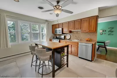 10 Ronald Ter, Springfield, NJ 07081 - Photo 11