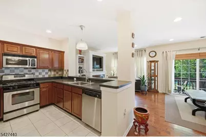 212 Riverwalk Way, Clifton, NJ 07014 - Photo 9