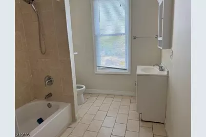 45 Ogden St, Newark, NJ 07104 - Photo 33