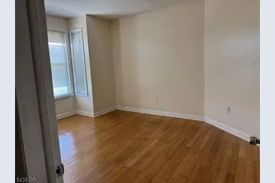 45 Ogden St, Newark, NJ 07104 - Photo 31
